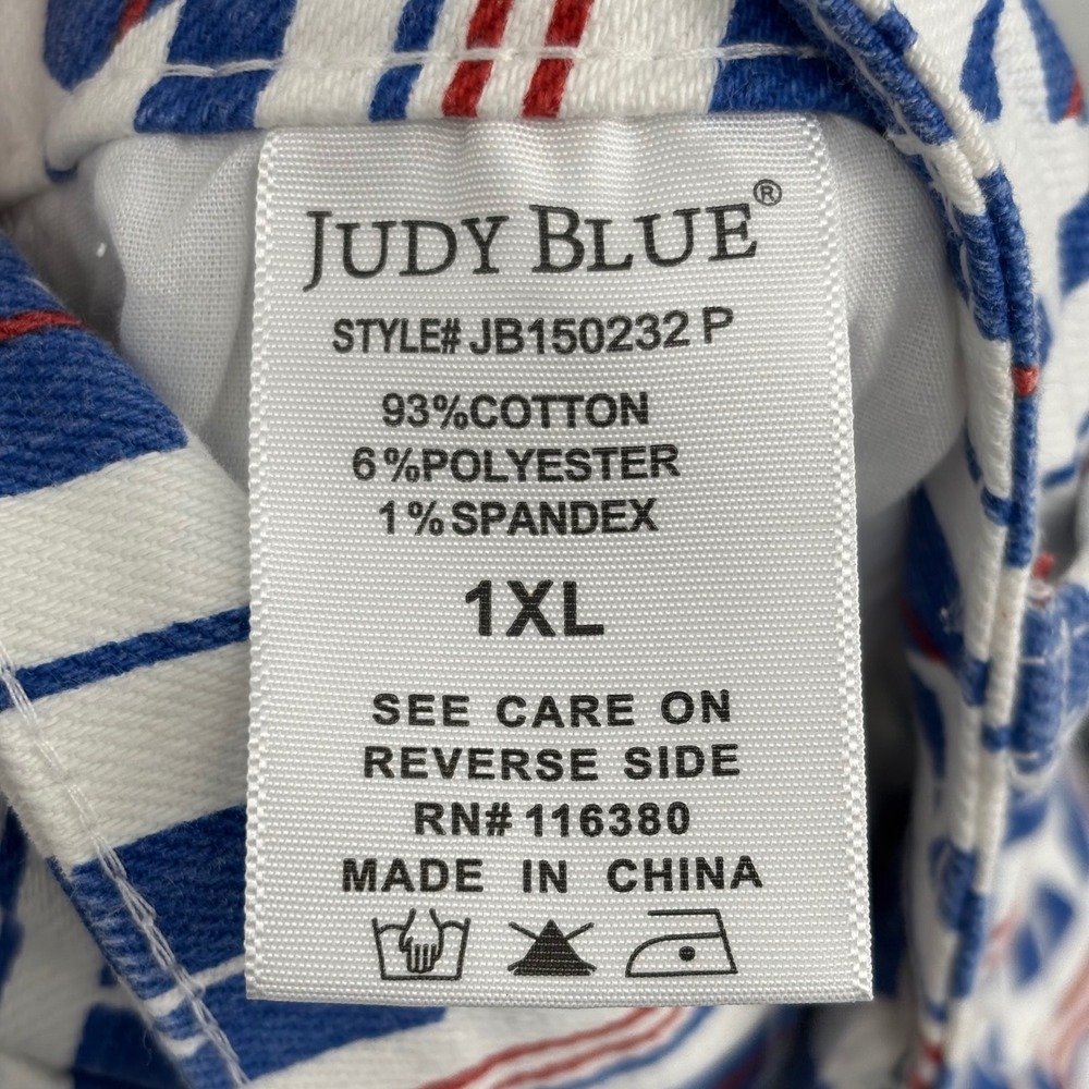 Judy Blue Stars and Stripes Americana Denim Shorts Raw Hem Plus Size 1XL - Picture 3 of 7